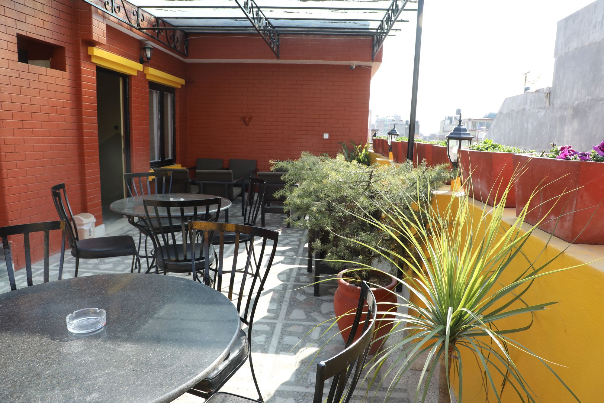 Ausfinn Hotel Metro Inn Kathmandu Exterior photo